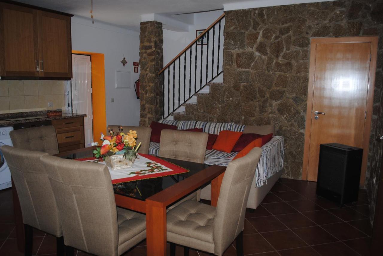 Moradia Familia Escoto Monsanto Exterior foto