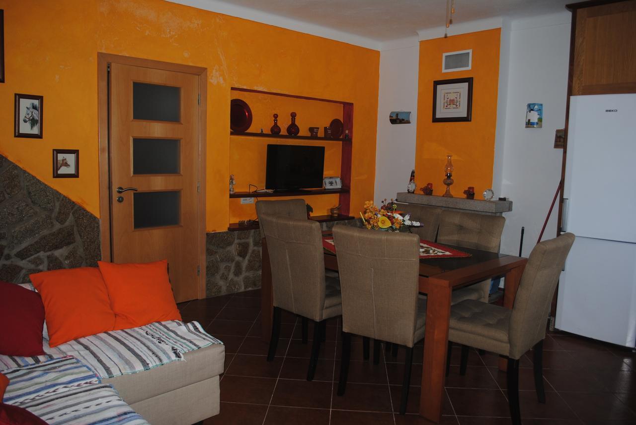 Moradia Familia Escoto Monsanto Exterior foto
